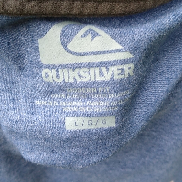 COPY - Quik silver modern fit t shirt size large - Picture 4 of 6